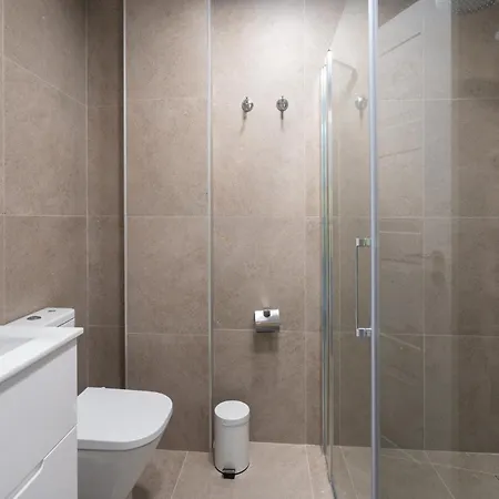 2 Bedrooms With Pool, Terrace And Balcony *