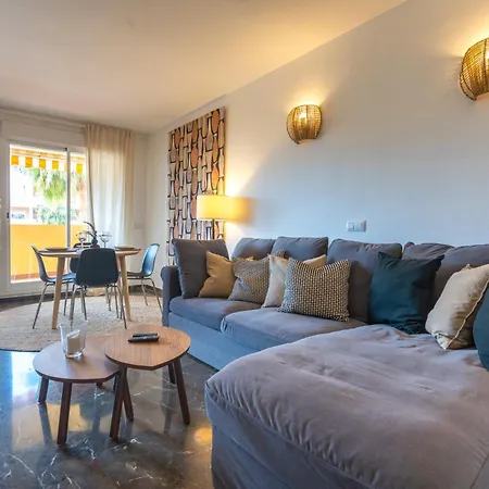 2 Bedrooms With Pool, Terrace And Balcony Апартаменты Фуэнхирола