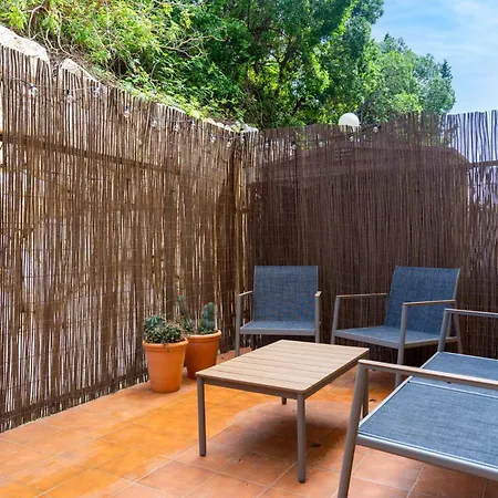 2 Bedrooms With Pool, Terrace And Balcony