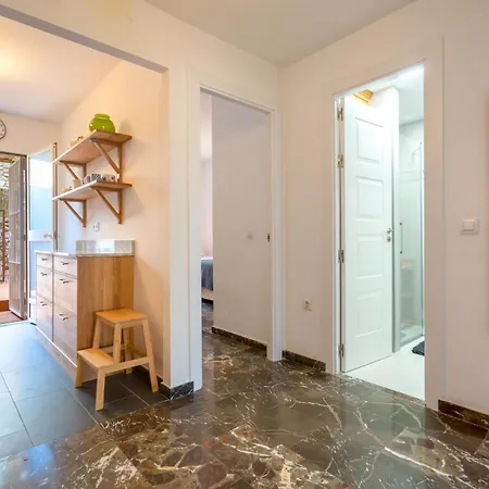 2 Bedrooms With Pool, Terrace And Balcony * Фуэнхирола