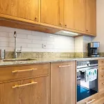 Apartman 2 Bedrooms With Pool, Terrace And Balcony *