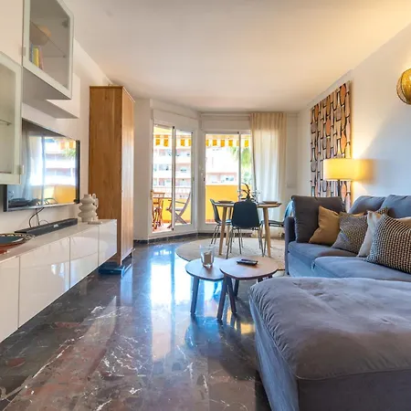 Апартаменты 2 Bedrooms With Pool, Terrace And Balcony Фуэнхирола